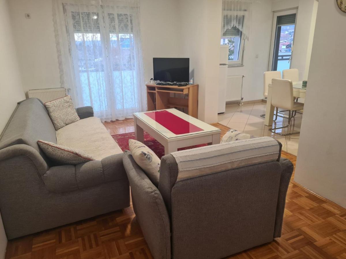 Apartman Bella Apartment Doboj Ngoại thất bức ảnh